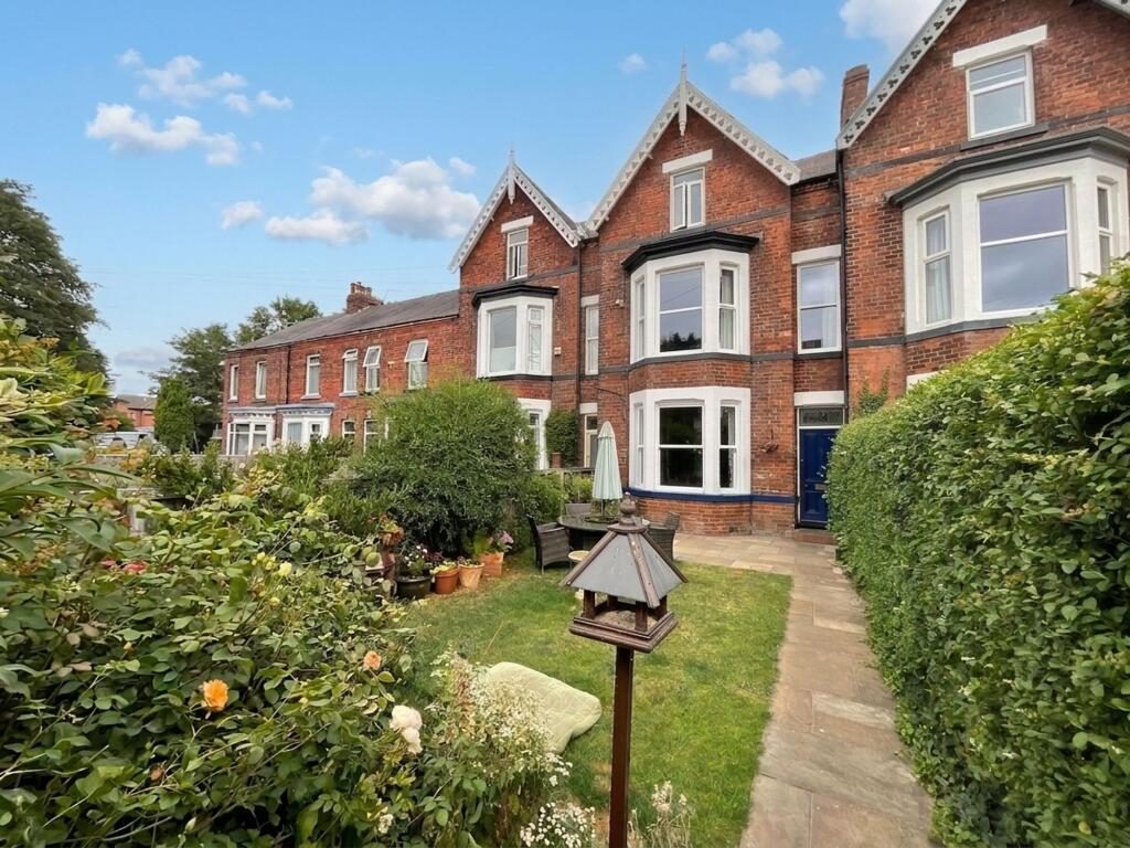 Property main image