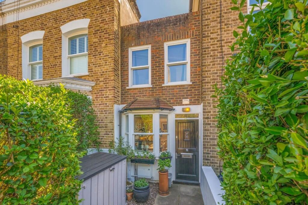 Terraced House