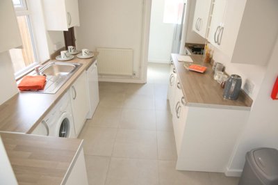 Property on Westbourne Grove, LN1 1RP