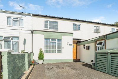 Property on Kenilworth Road, RG23 8JP