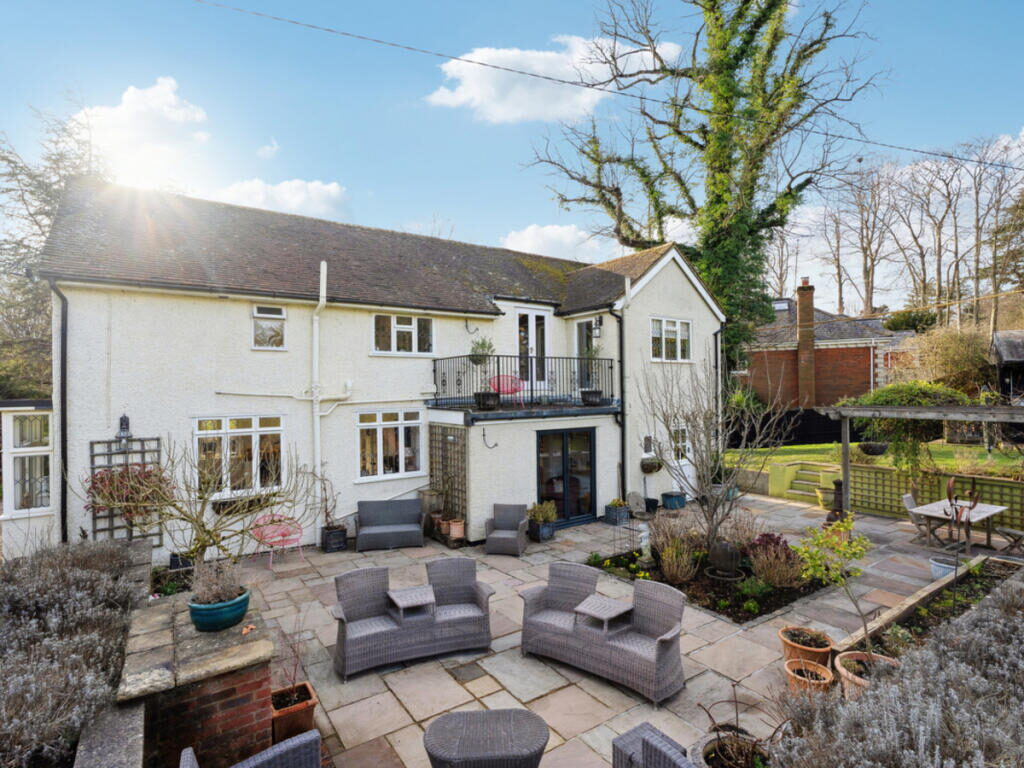 Property main image