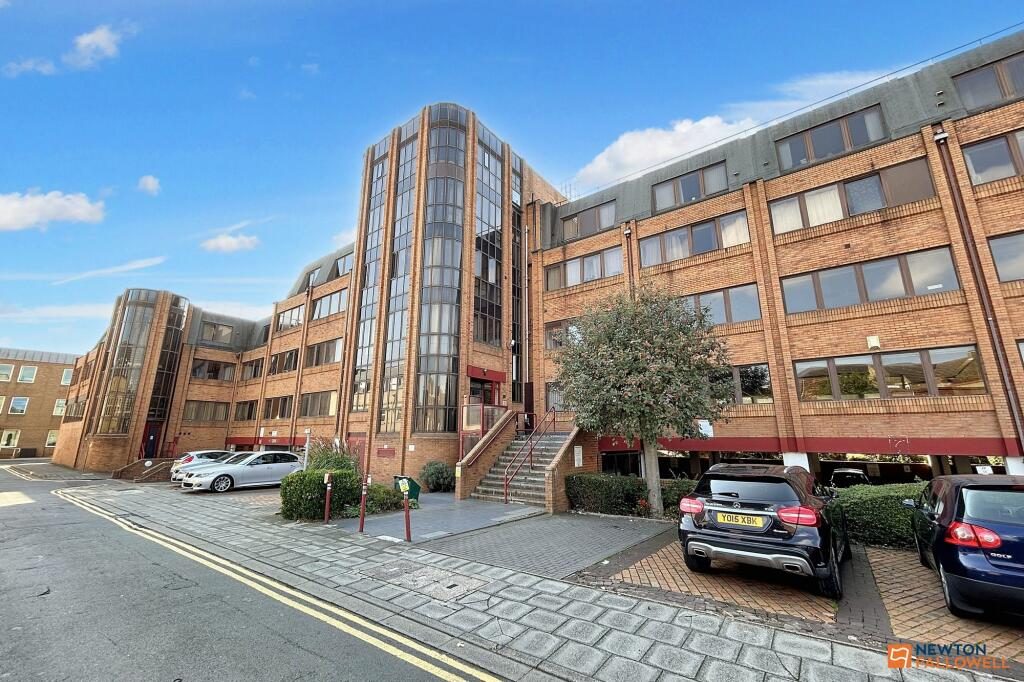 Property main image