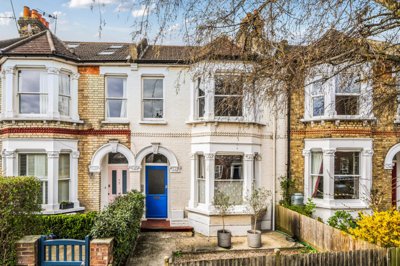 Property on Agamemnon Road, NW6 1EN