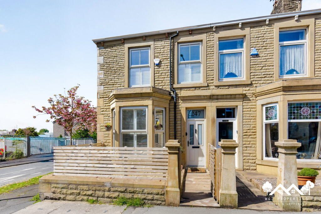 Terraced House