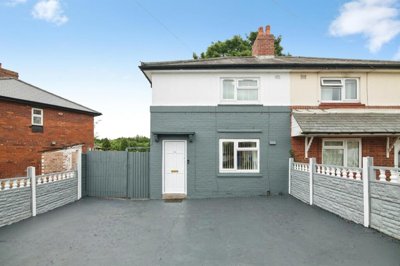 Property on Tansley Hill Avenue, DY2 7NQ