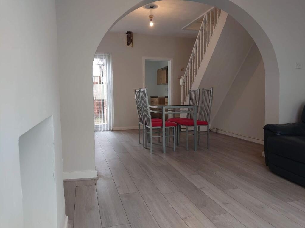 Terraced House