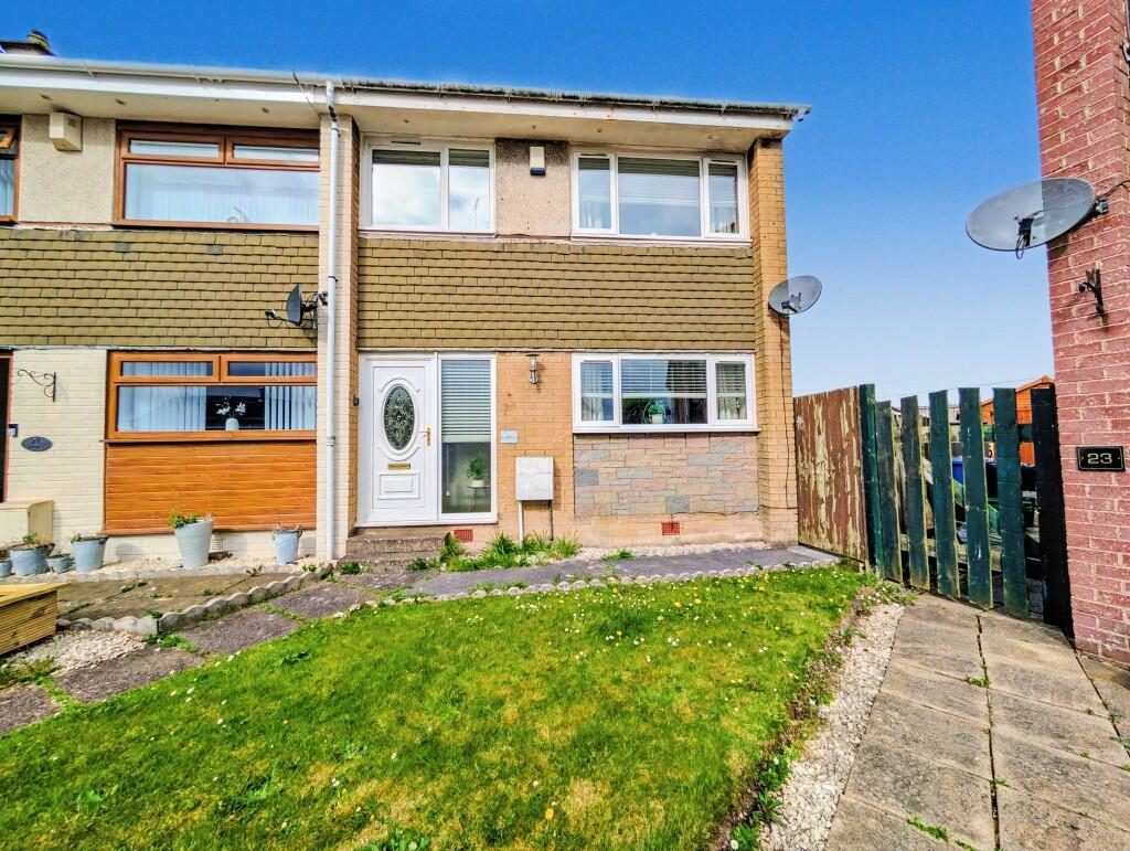 Terraced House