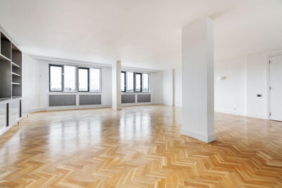 Property on Wellington Road, NW8 9SQ