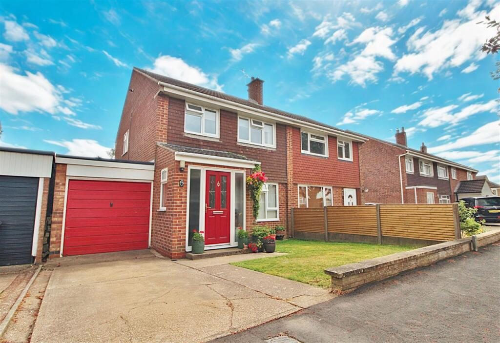 Property main image