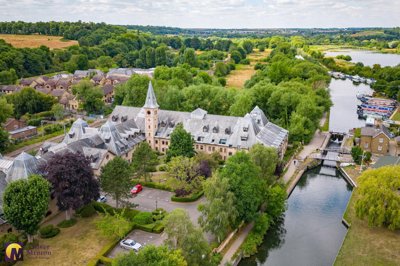 Property on River Meads, SG12 8EL