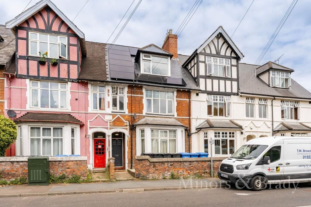 Property main image