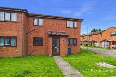 Property on The Conifers, FY6 9EP