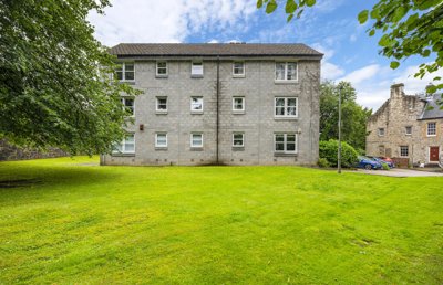 Property on G43 1BL