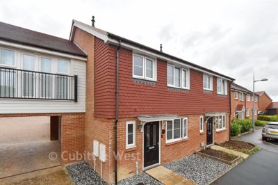 Property on Brewers Way, RH12 0DA