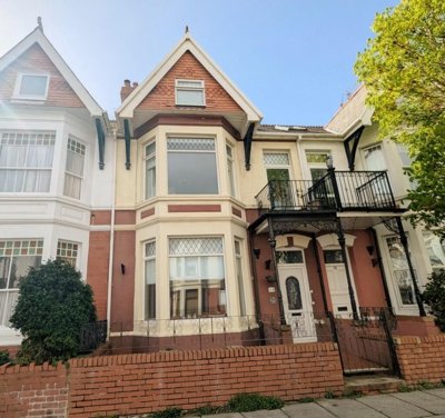 Property on Esplanade Avenue, CF36 3YT