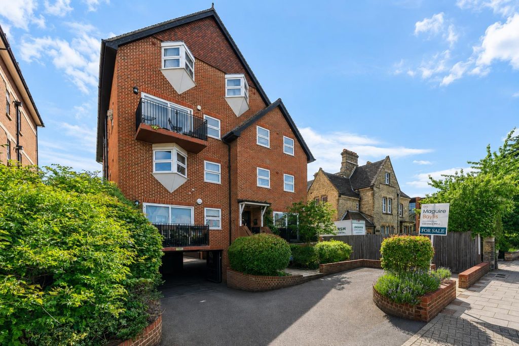 Property main image
