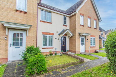 Property on Gratton Dale, NR33 8WP