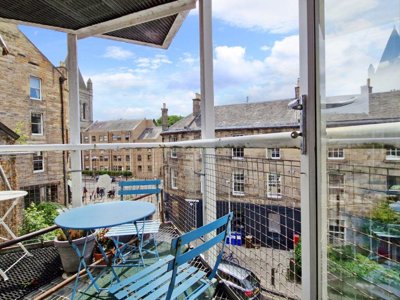 Property on St Bernard'S Row, EH4 1HW