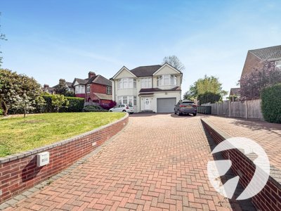 Property on Eltham Hill, SE9 5EF