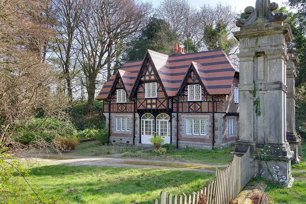 Detached House