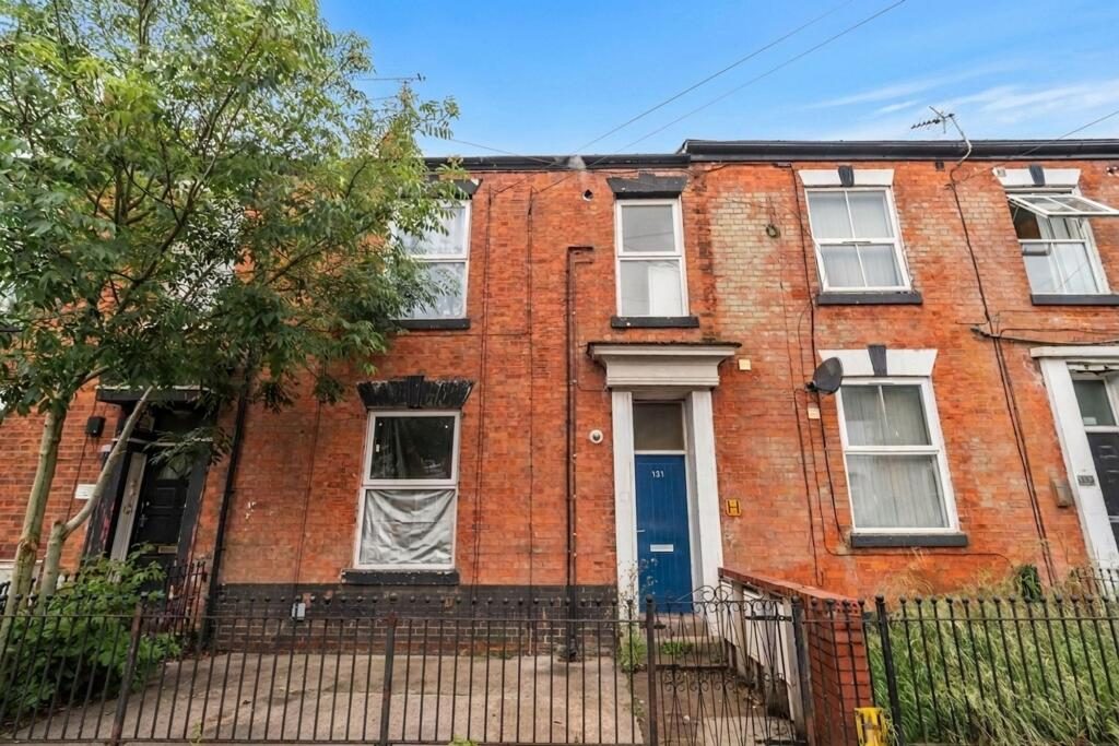 Property main image
