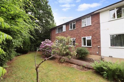 Property on Kingfield Drive, GU22 9AD