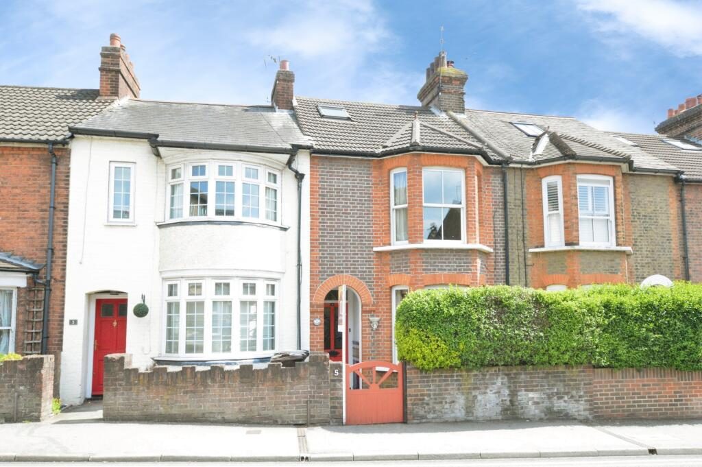 Terraced House