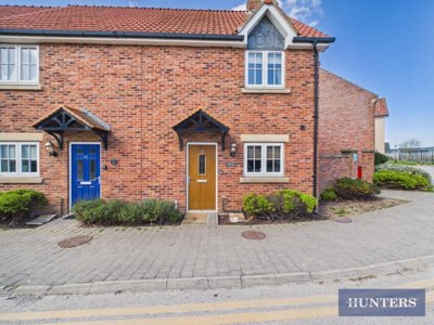 Property on Sunrise Drive, YO14 9GF