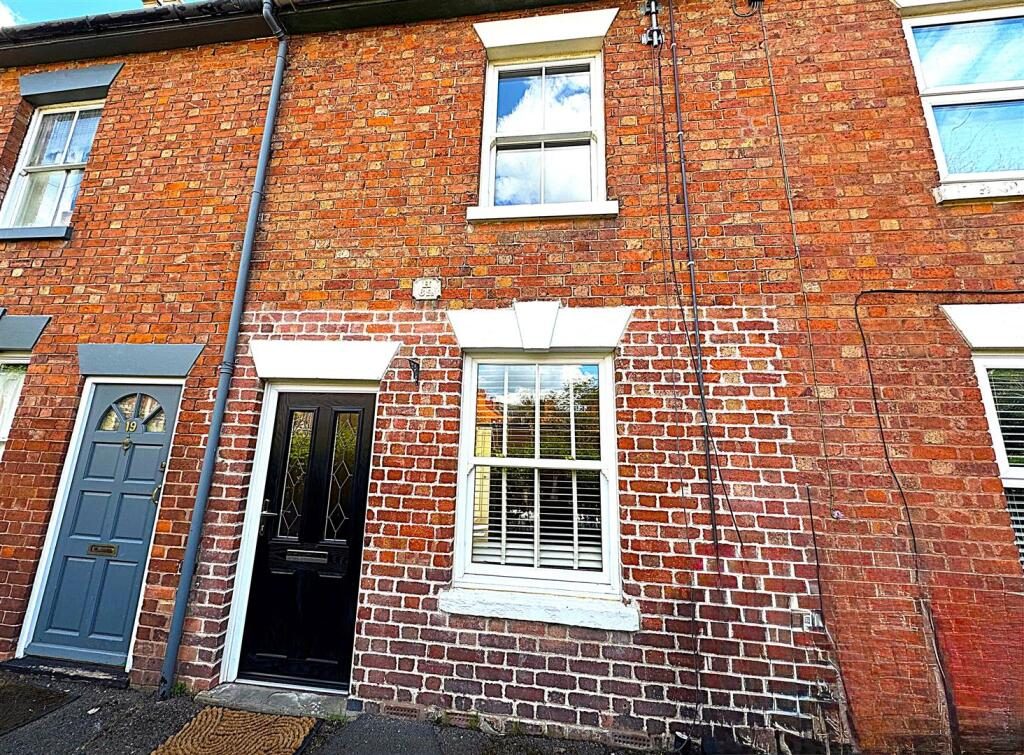 Terraced House