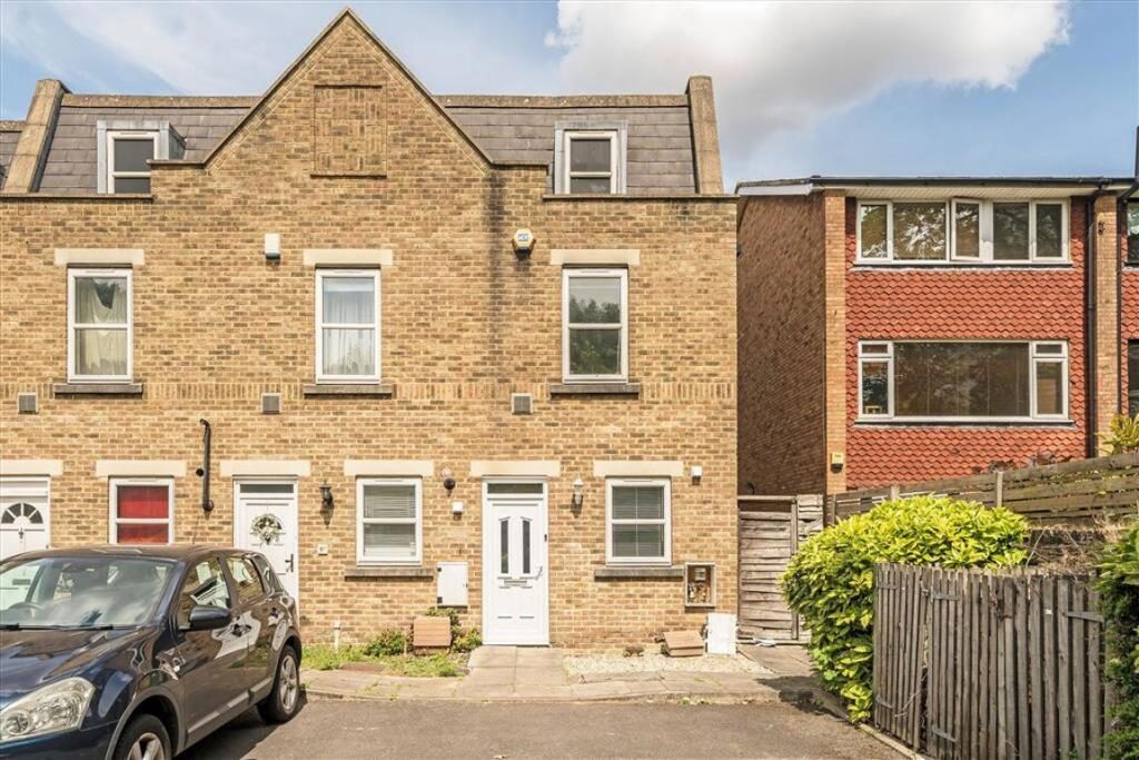 Terraced House