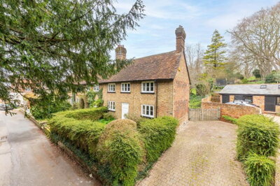 Property on Vicarage Lane, LU7 9EQ