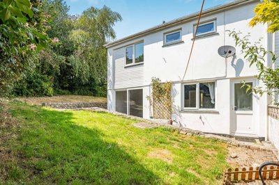 Property on Gwarnick Road, TR1 2LF