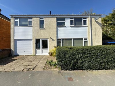 Property on Pondcroft Road, SG3 6DB