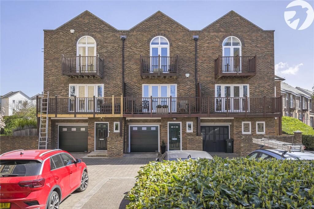 Terraced House