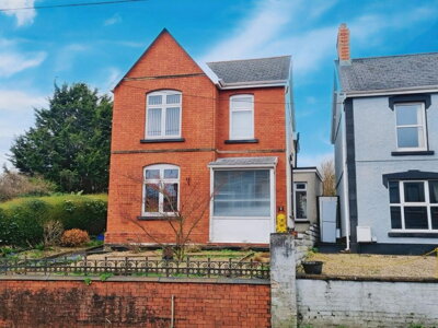 Property on New Road, SA18 3ES