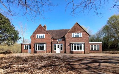 Property on SP7 9PT