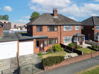 Property on Capesthorne Road, WA2 9AP