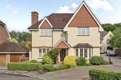 Property on Forster Road, GU2 9AF