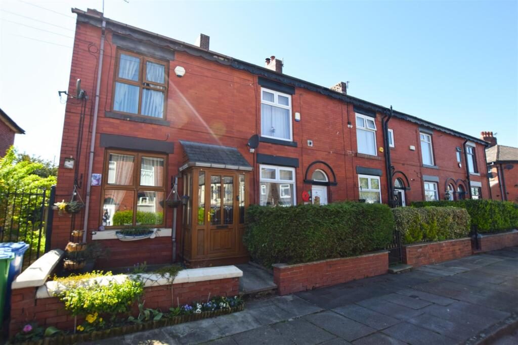 Terraced House
