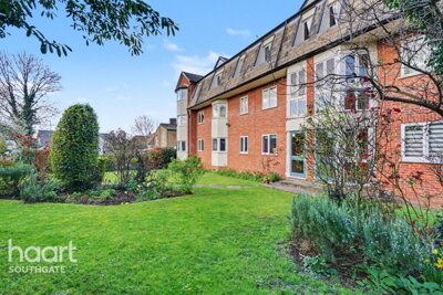 Property on Wetherill Road, N10 2SH