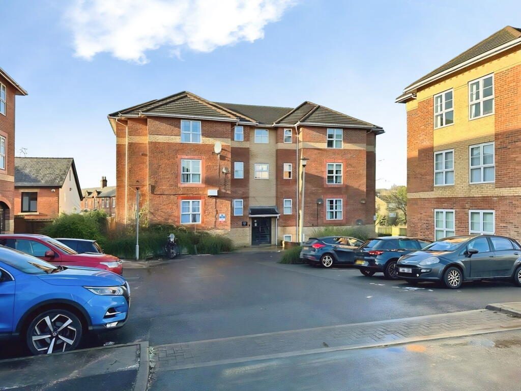 Property main image
