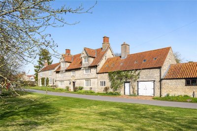 Property on Main Street, NG33 4HW