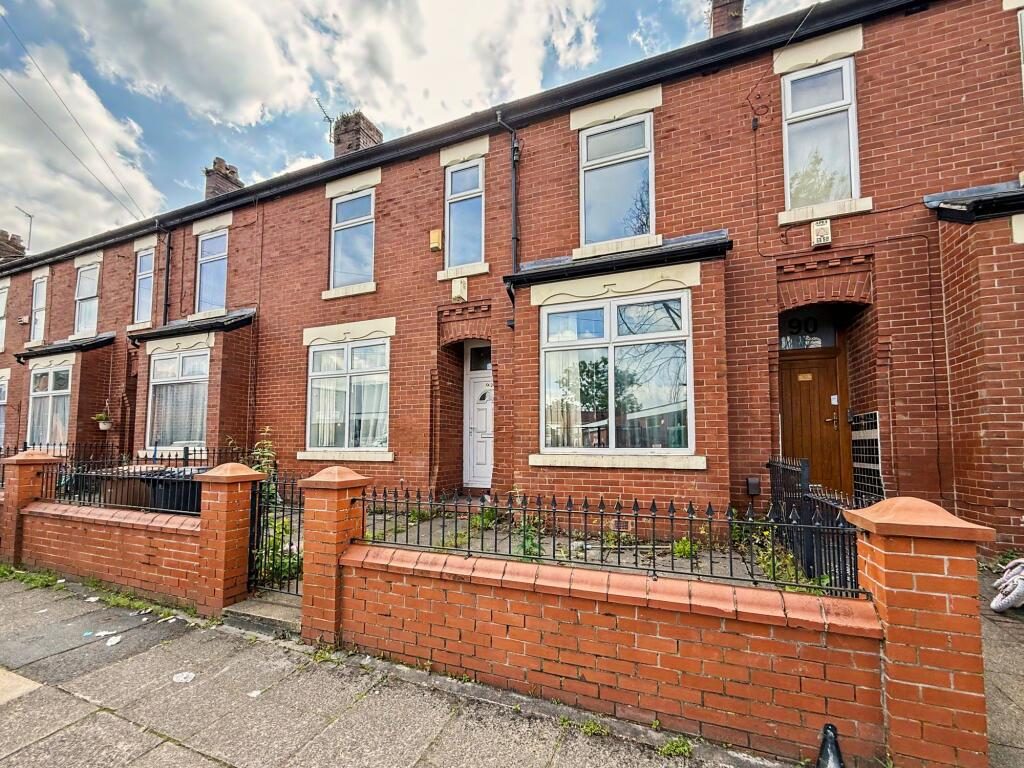 Property main image