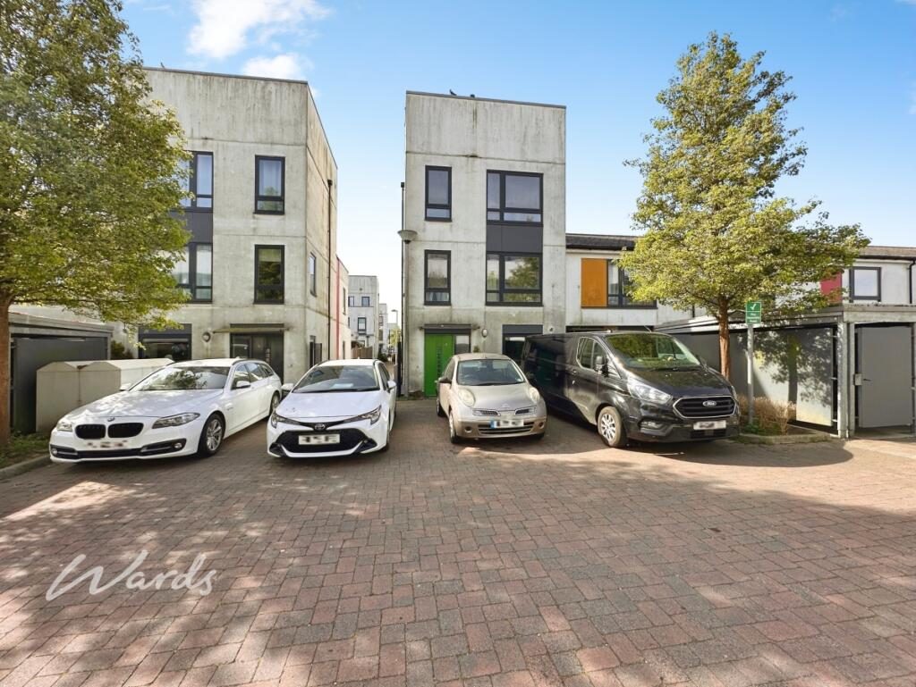 Terraced House