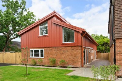Property on GU22 9NQ