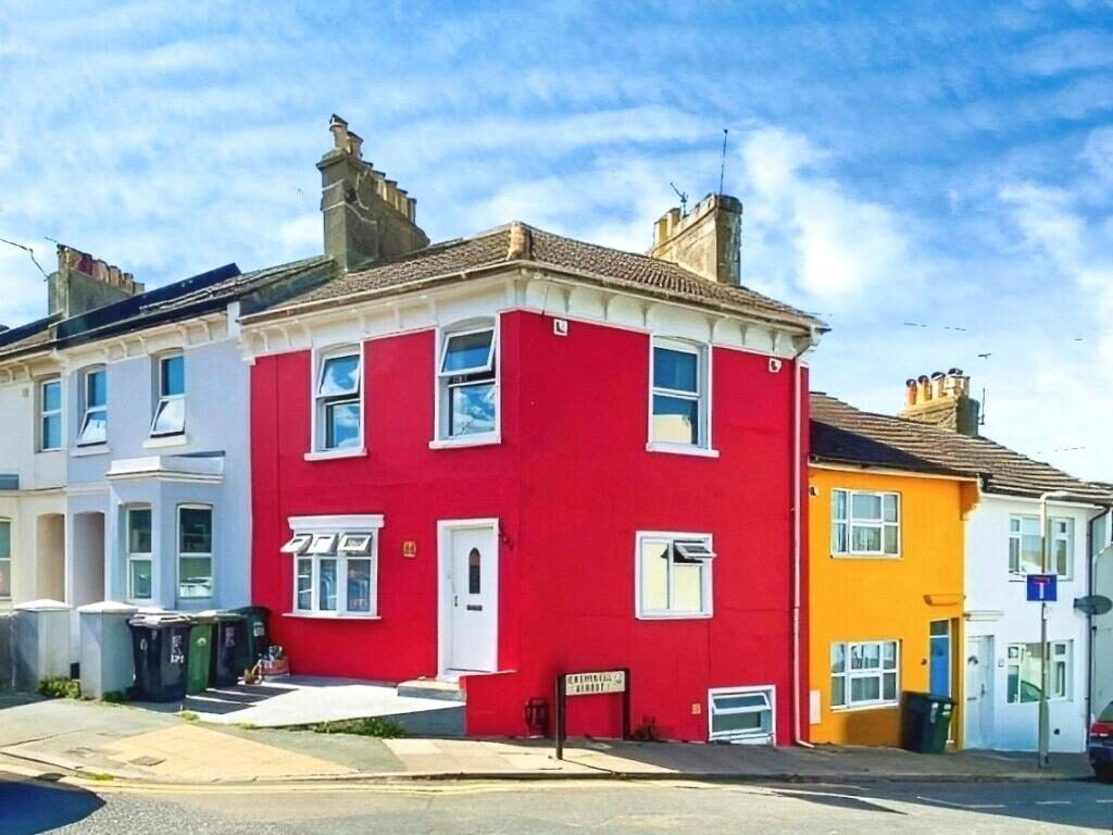 Terraced House