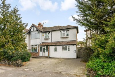 Property on Lynton Road, E4 9EA