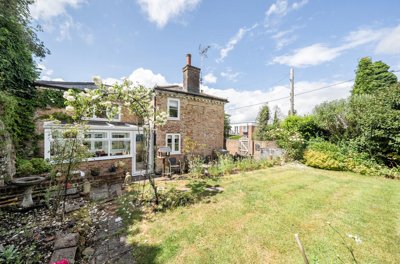 Property on Park Street, RG17 0EF