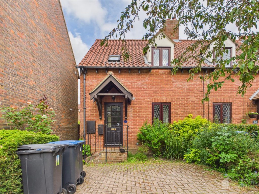 Terraced House