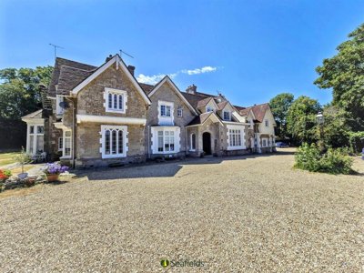 Property on Binstead Road, PO33 3NH